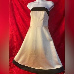 White House Black Market Cream Strapless Dress size 4